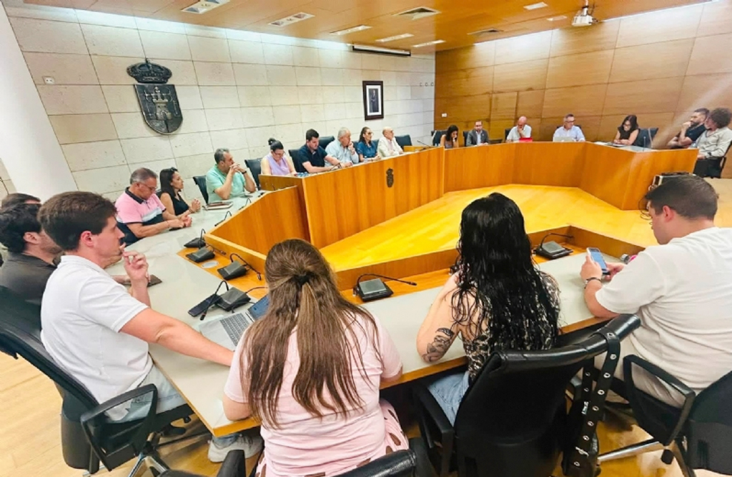El Pleno de Totana cierra el curso pol�tico con la propuesta de nombramiento de Juan C�novas como Hijo Predilecto